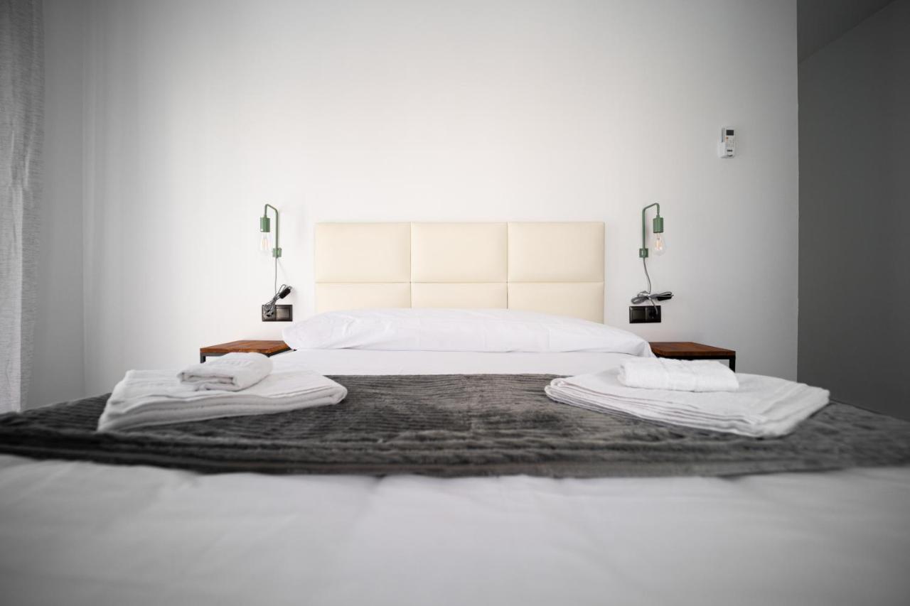 Apartamentos La Encarnacion Ronda Luaran gambar